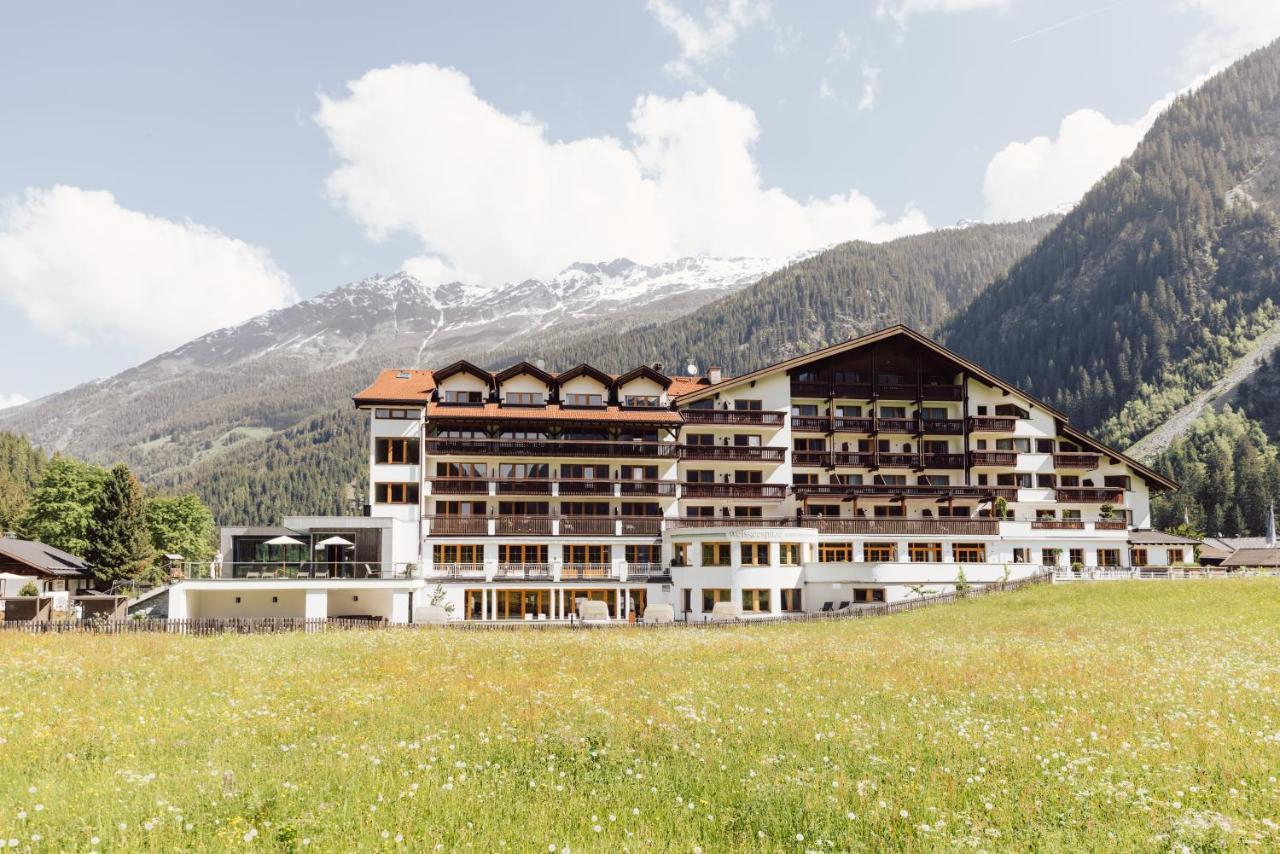 Hotel Weisseespitze เคาเนอร์ทาล ภายนอก รูปภาพ